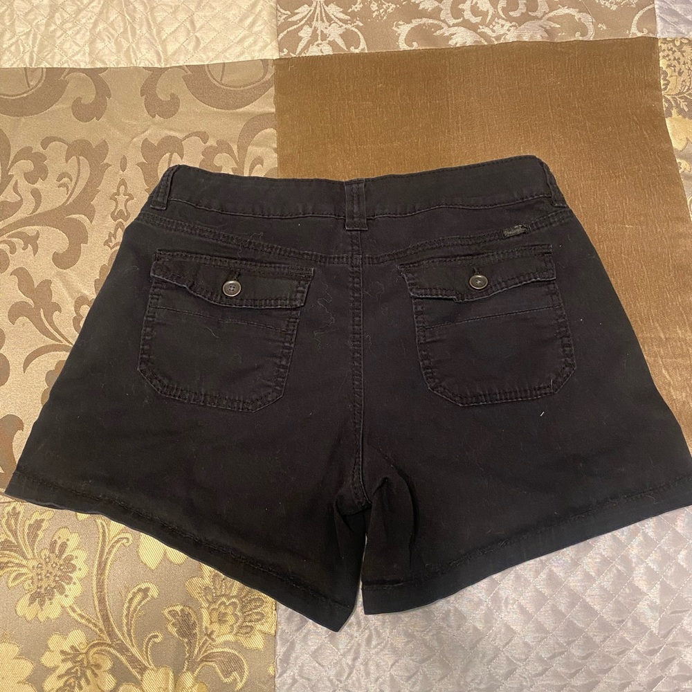 Unionbay Women's Black Shorts - Picture 4 of 5